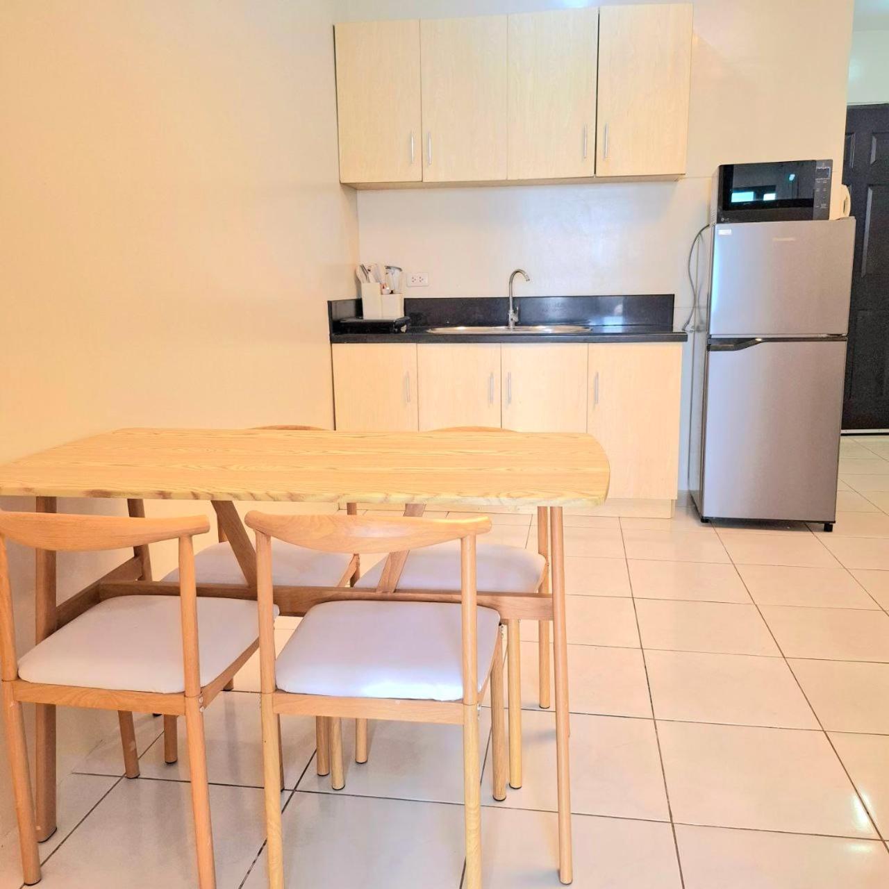 Manila Bayview Rental Εξωτερικό φωτογραφία
