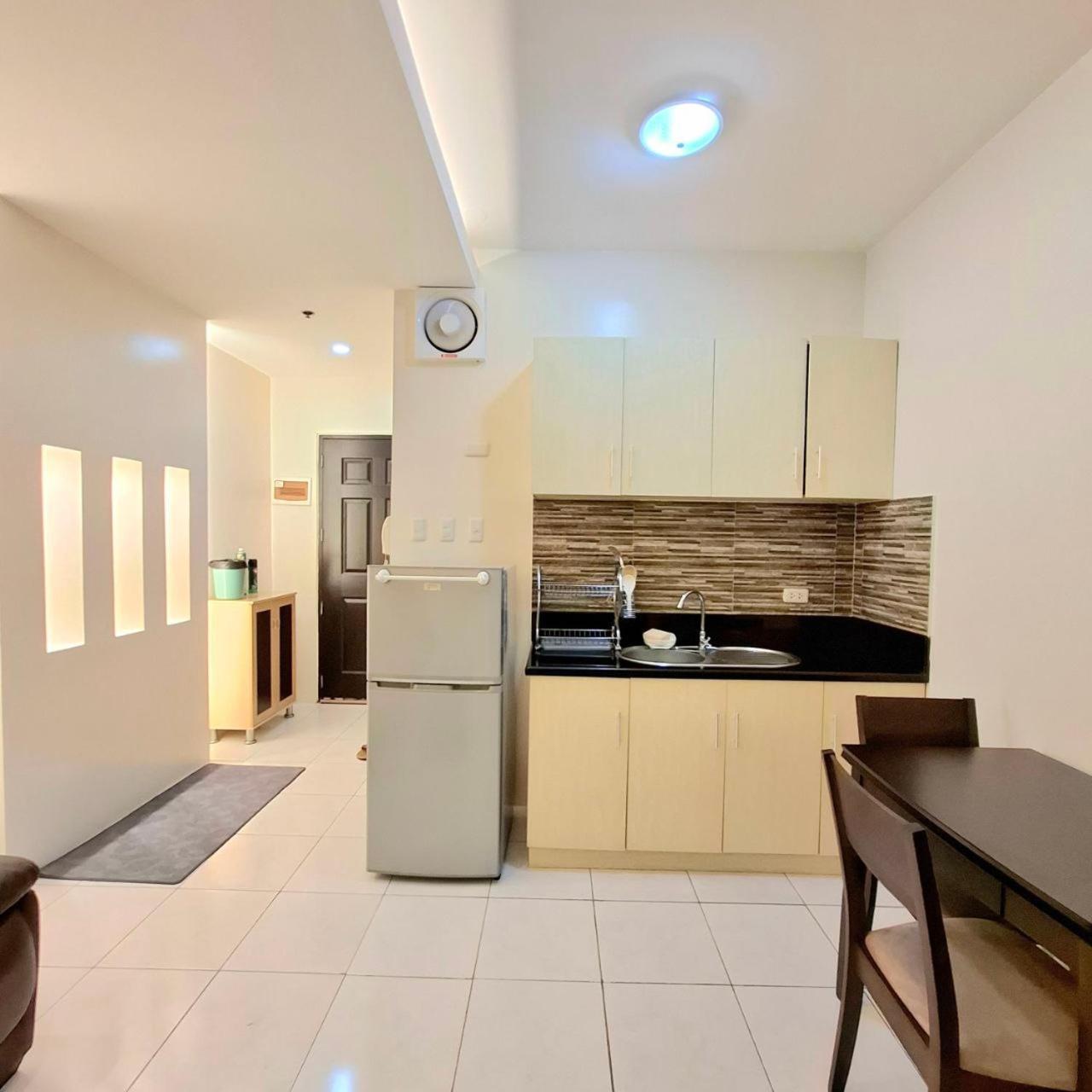 Manila Bayview Rental Εξωτερικό φωτογραφία